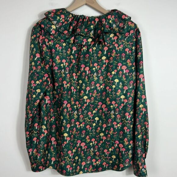 J. Crew Womens 100% Silk Blouse Mushroom Ruffle Collar Preppy Size Medium - Picture 7 of 10